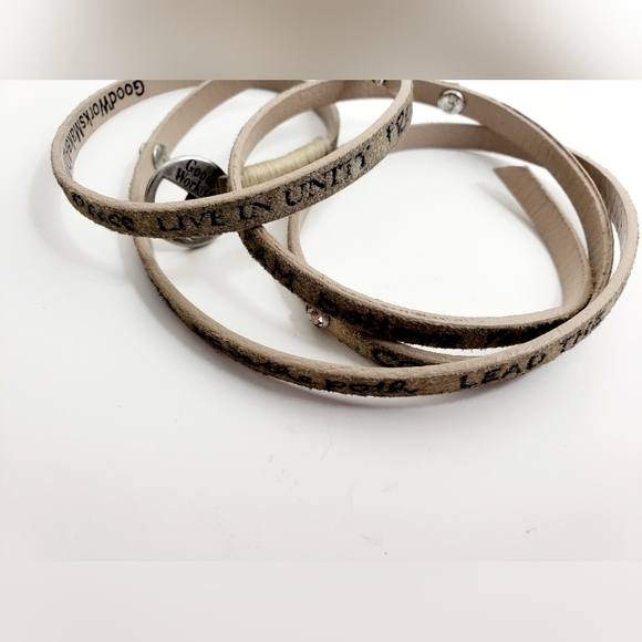 Leather Bracelet - 20 Affirmations and Inspirations - Picture 10 of 13